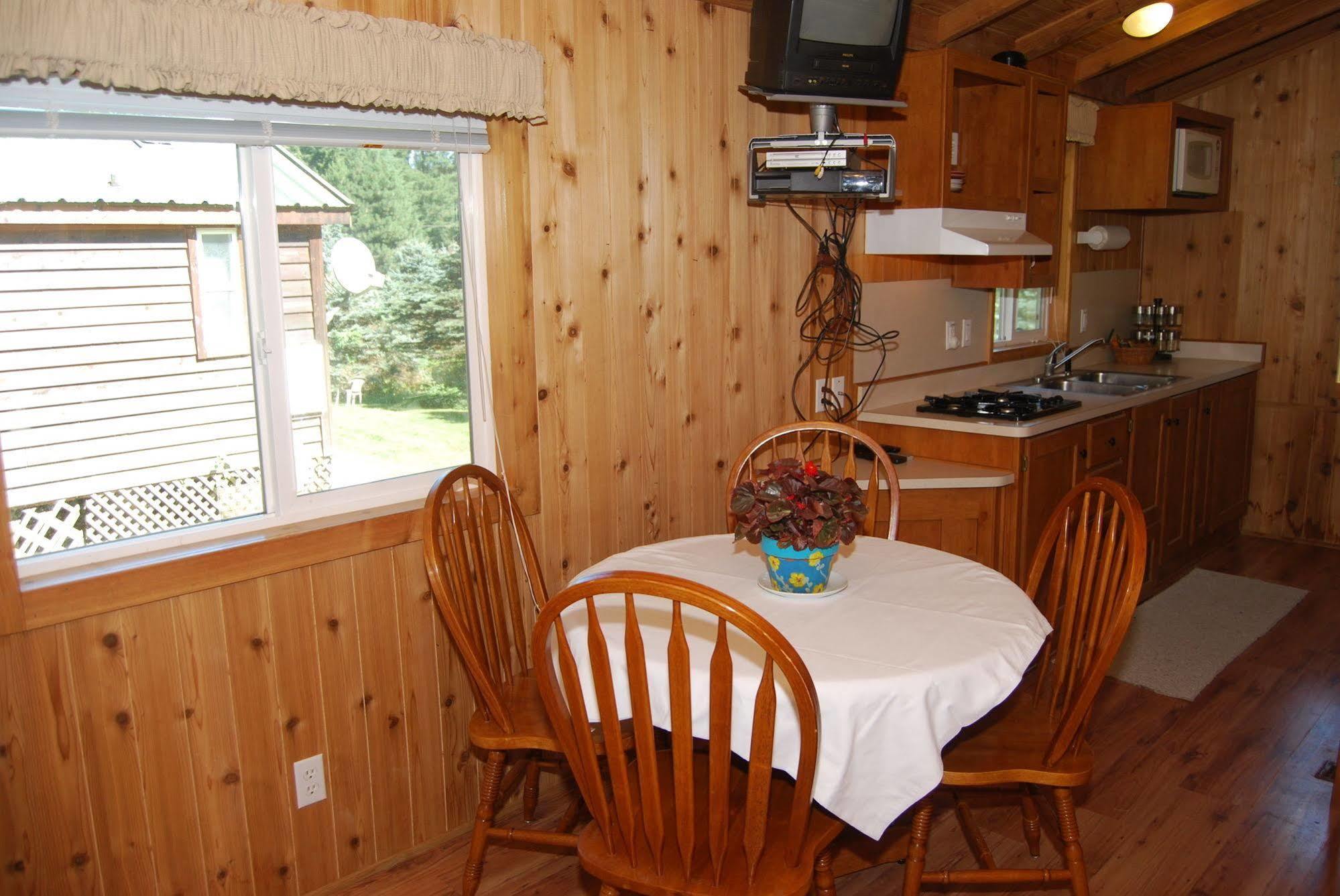 Thunderbird Rv & Camping Resort Monroe Εξωτερικό φωτογραφία